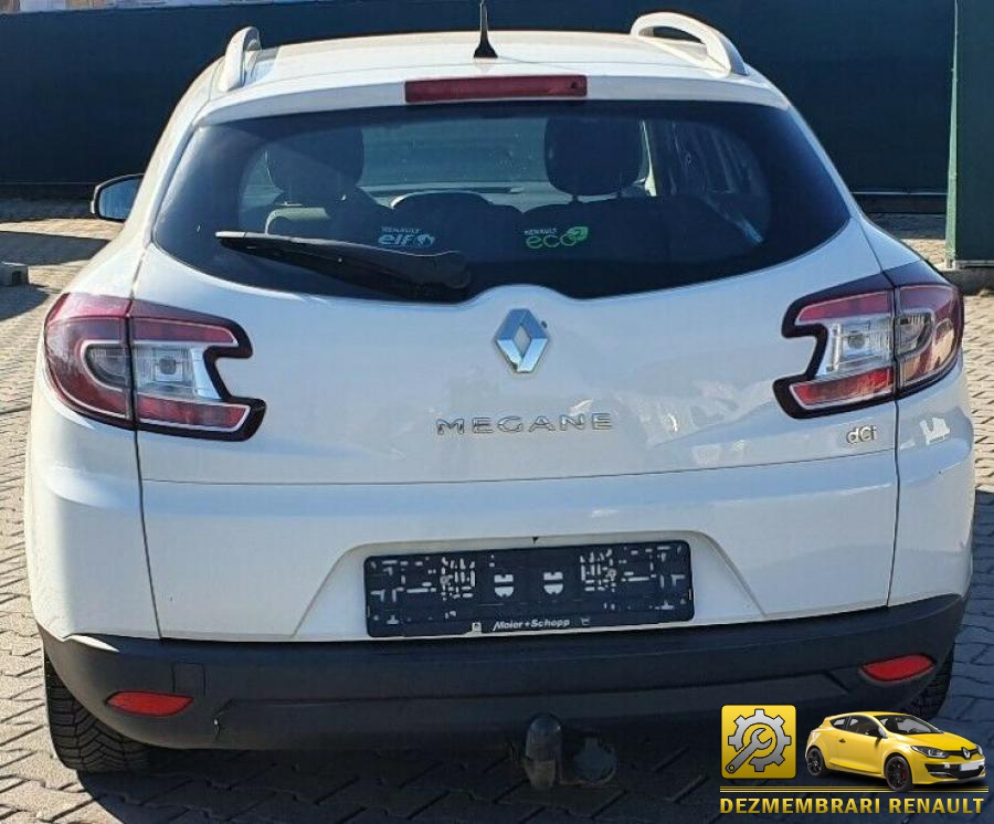 Hayon renault megane 2011