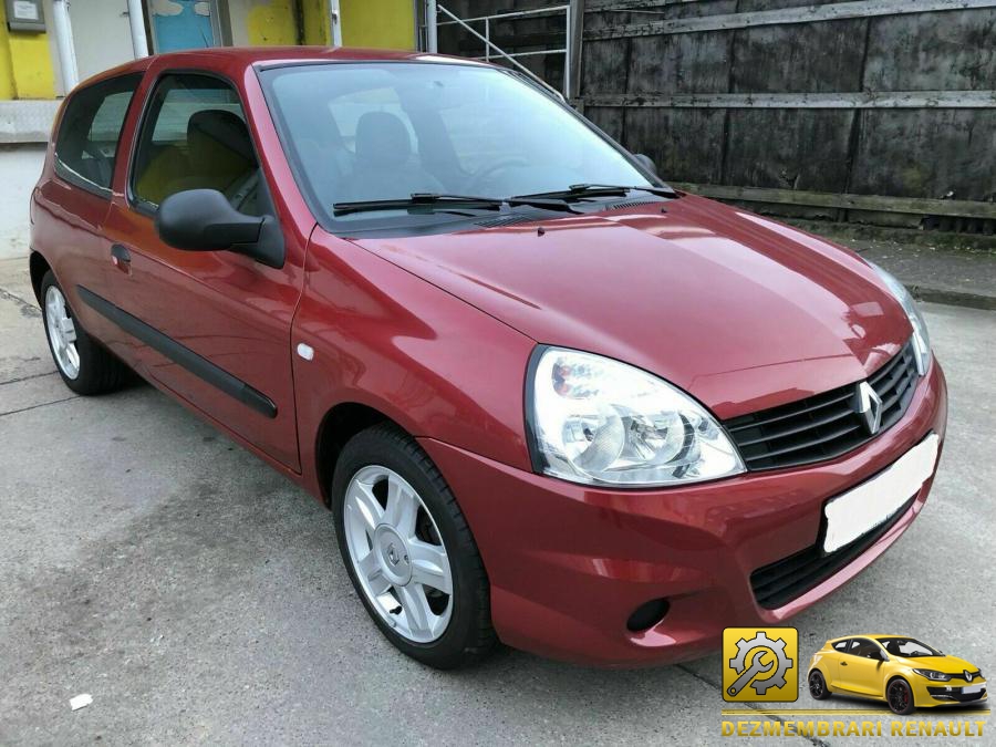 Proie ceata renault clio 2007